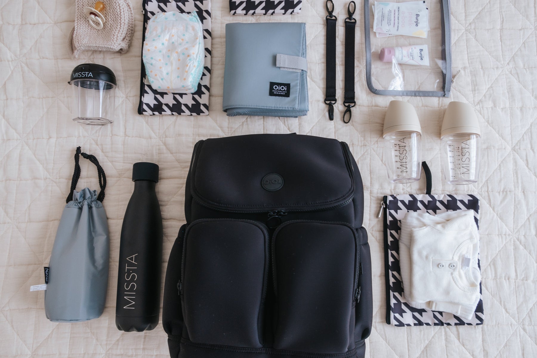 How to Organise a Nappy Bag So You Can Find Everything Fast