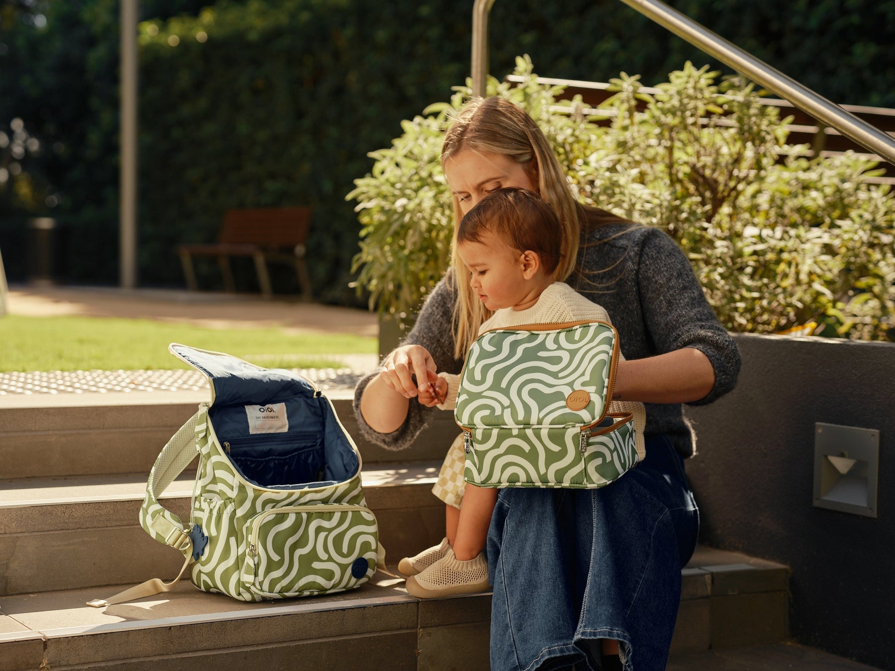 What Fits in the OiOi Kids Backpack? Your Complete FAQ & Fit Guide